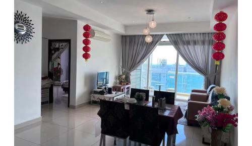 Family Two-Bedroom Apartment with View