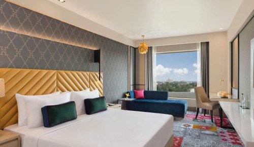 Deluxe Double Room with 15% discount on food and beverage, spa and laundry | 1+1 IMFL Happy Hours from 6 to 8 pm