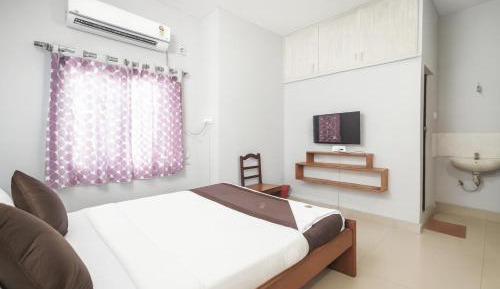 One-Bedroom Apartment with Terrace