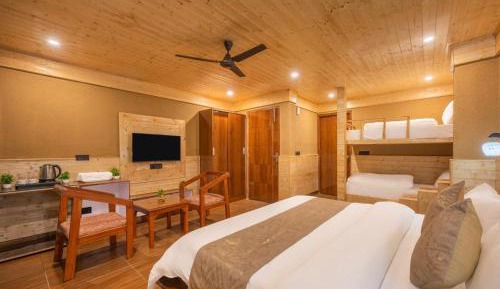 Suite with Balcony