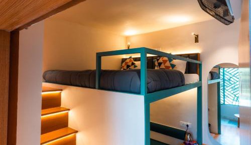 Mini Loft Room 