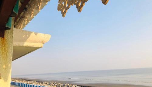 Villa - Beach Front
