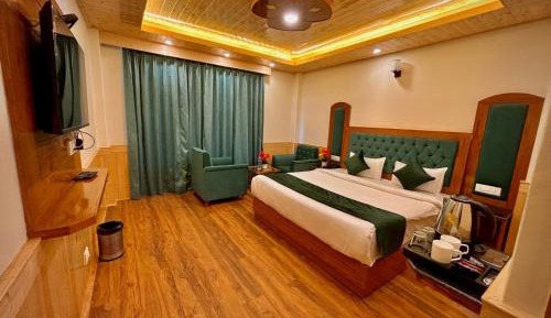 Deluxe Double Room with Balcony