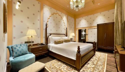 Presidential Two Bedroom Suite | One-way Airport Transfer with 15% off on F&B, Spa & Laundry
