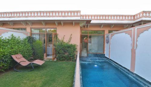 Luxury Villa with Private Pool : Welcome drink on arrival, 2 pints of Kingfisher lager beer, One child up to 10 years complimentary without extra bed,20% discount on all resort services, Complimentary Mini Bar