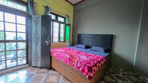 Double or Twin Room with Private External Bathroom