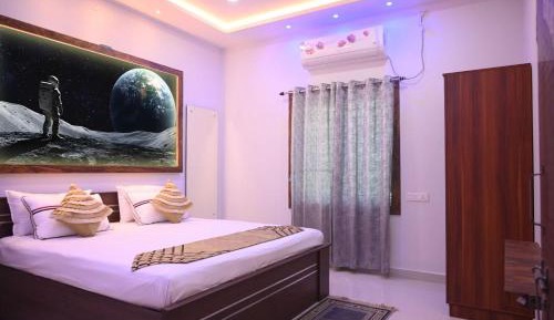 King Room