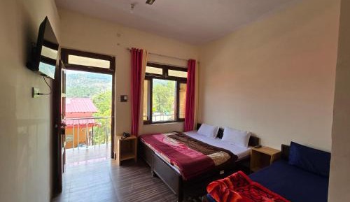 Basic Triple Room