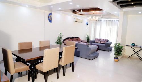 Three-Bedroom Superior Apartment