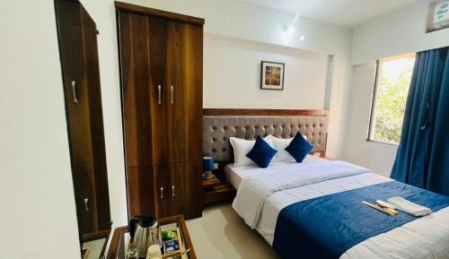 Deluxe Double Room with Bath