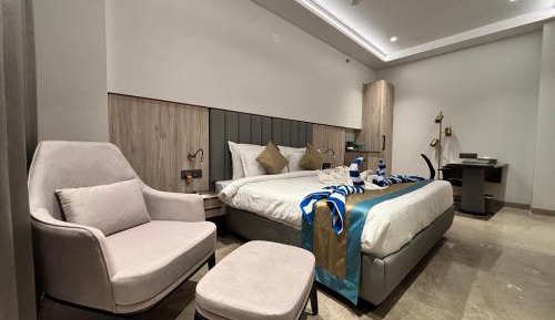 Deluxe King Room
