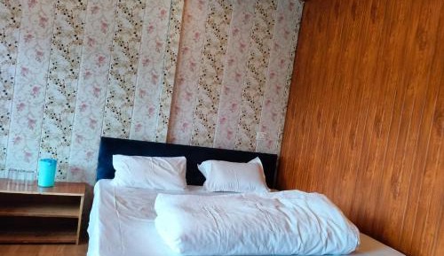 Double Room with Mountain View