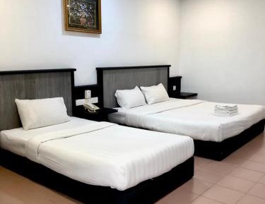 Deluxe Family Room