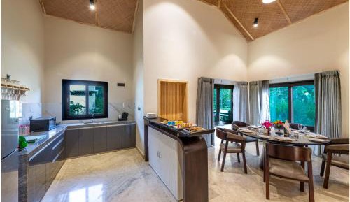 Presidential Suite: Enjoy 20% off on F&B