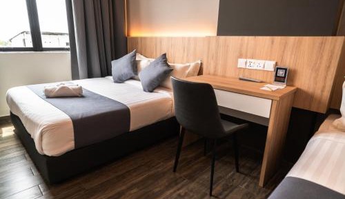 Deluxe Triple Room