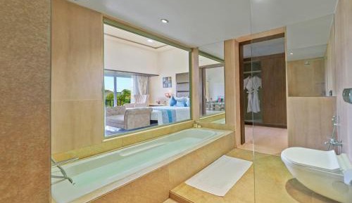 Junior Suite with Balcony
