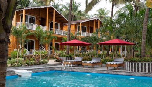 Pool Facing Cottage - 15% Discount on Food & Non-Alcoholic Beverages