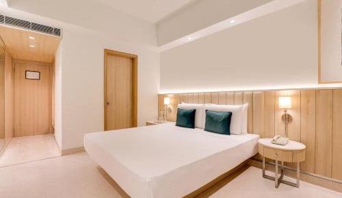 Double Room (15% off on Two-way Airport Transfer)