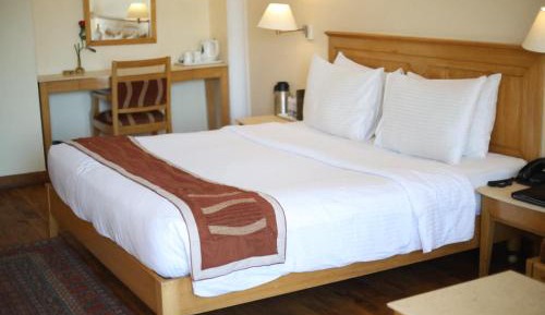 Premium Room with Large Balcony and Bathtub - 10% discount on spa & laundry, Complimentary Happy Hours 1+1