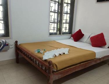 Bed in 8-Bed Dormitory Room