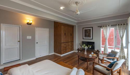 Deluxe Double Room with Balcony