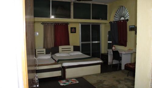 Deluxe Family Suite
