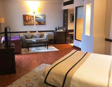 Presidential Suite