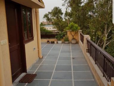 Studio with Terrace