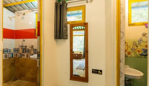 Bed in 4 Bed Female Dormitory with Balcony and Mountain View