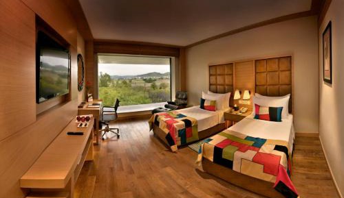 Deluxe Twin Room with 10% discount on F&SB, SPA & Laundry,Happy Hours deal offering 1+1 offer. Offer is available from 6:00 PM till 8:00 PM at The Circle Bar