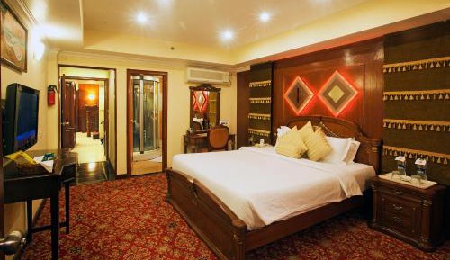 Presidential Suite-Enjoy Happy Hours with 1+1 offer timing 11 AM to 7 PM
