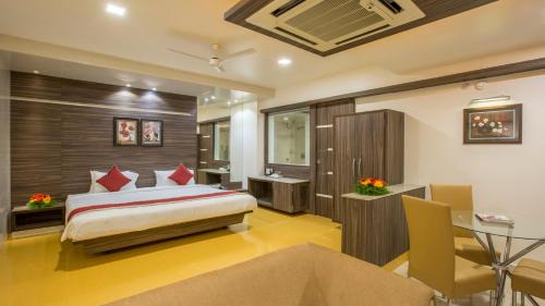 Superior King Room