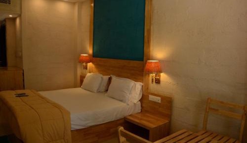 Semi Deluxe Double Room with Sea View