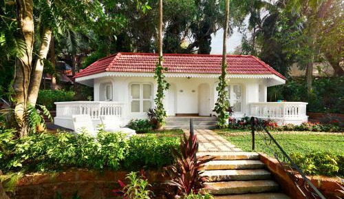 Aguada Cottage Garden View - King Bed -  15% Discount on Food & Beverages, SPA
