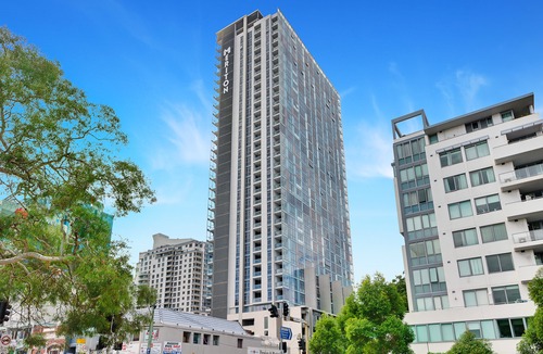 Chatswood Hotel | Meriton Suites Chatswood