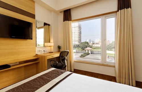 DLF City Hotel | Silver Oak
